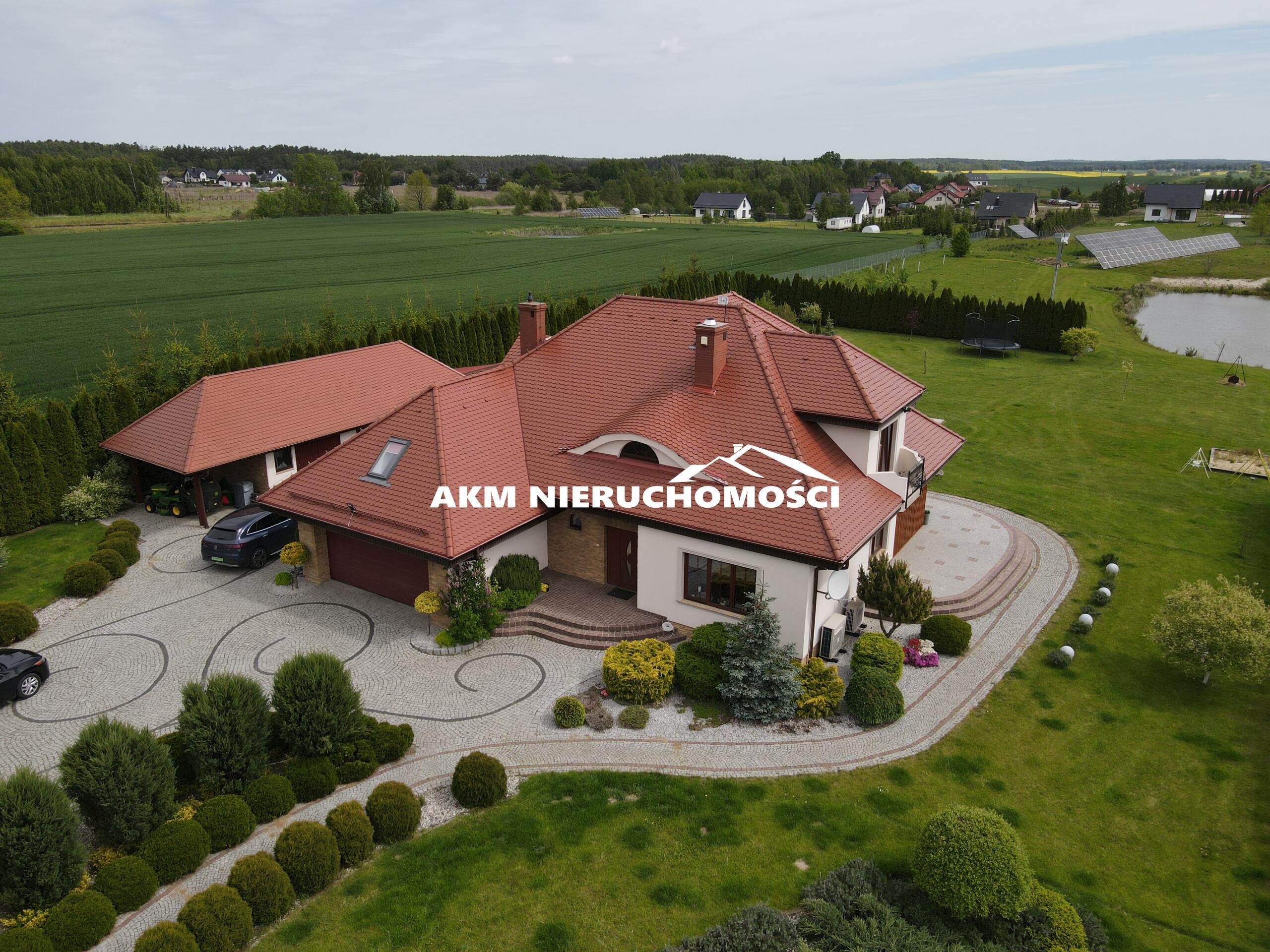 pomorskie, kwidzyński, Budynek mieszkalny w Rakowcu