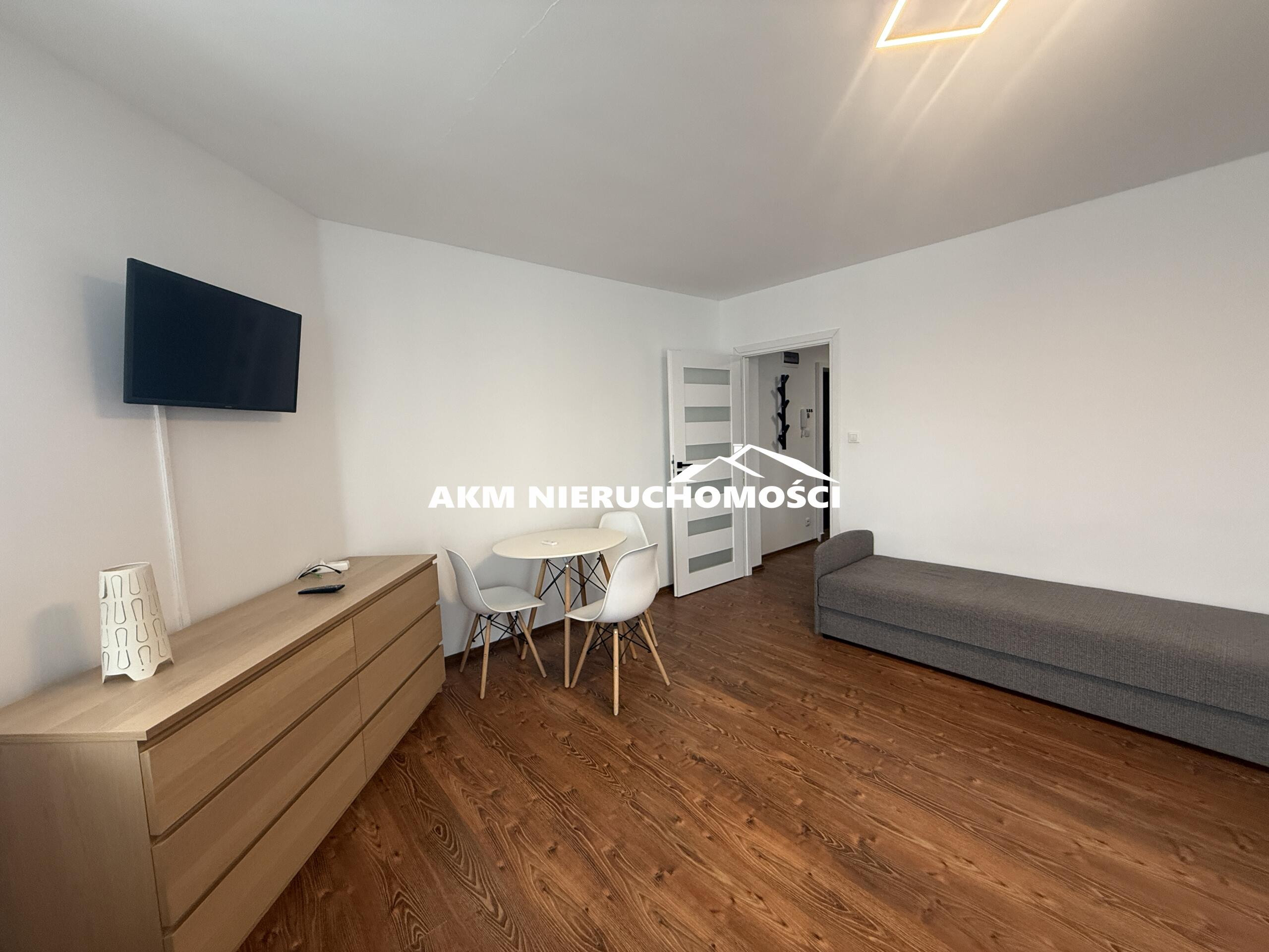 pomorskie, kwidzyński, Przestronne mieszkanie na parterze